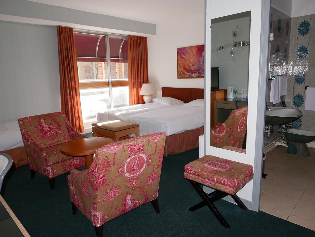 Hôtel Le Cleves Charleville-Mézières Extérieur photo