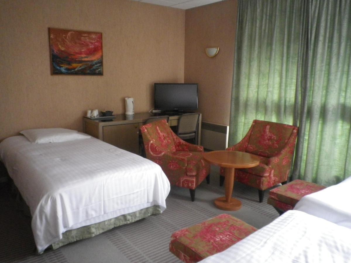 Hôtel Le Cleves Charleville-Mézières Chambre photo